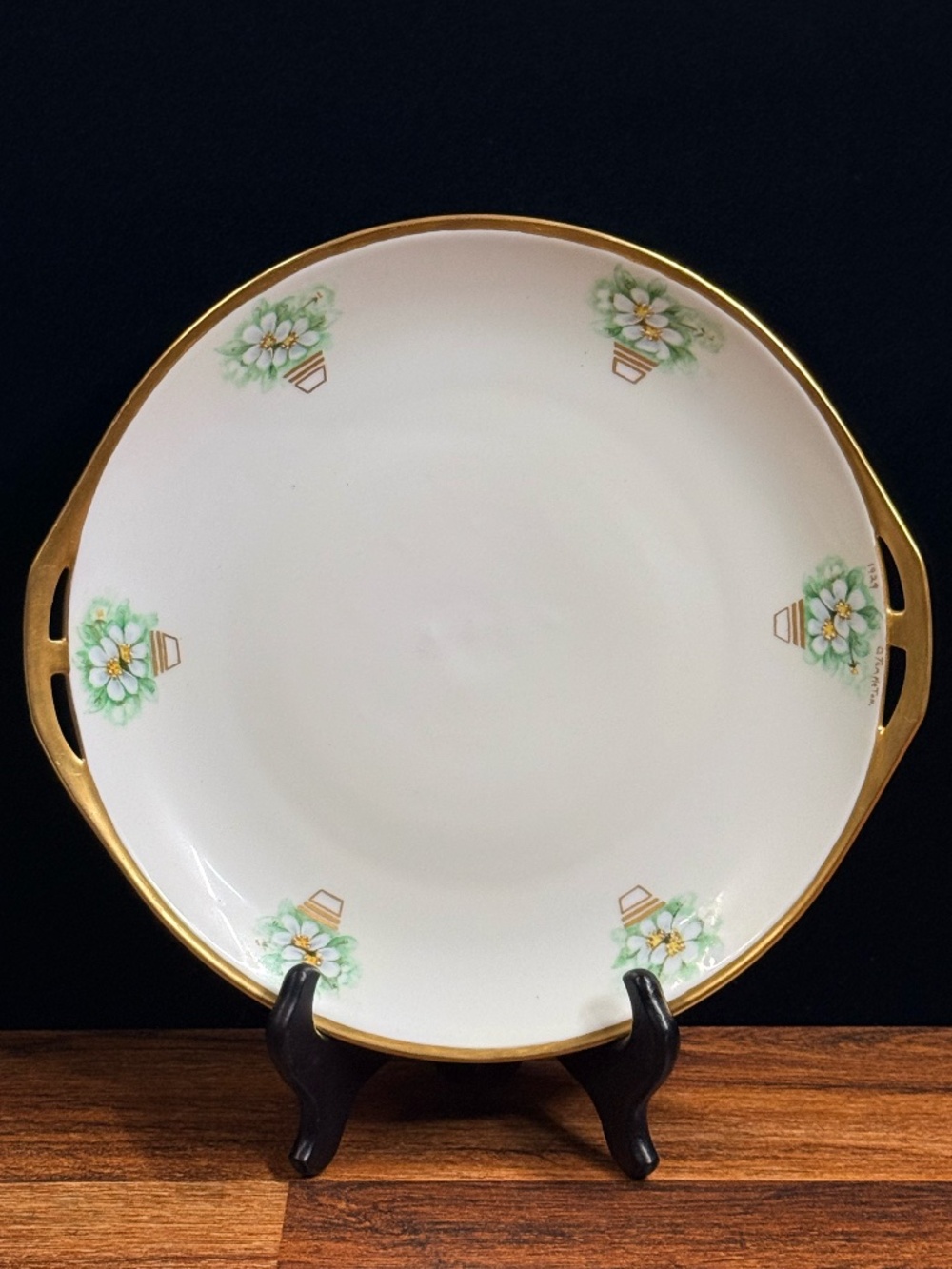 Collectible Plate Signed 1929 O. Templeton.